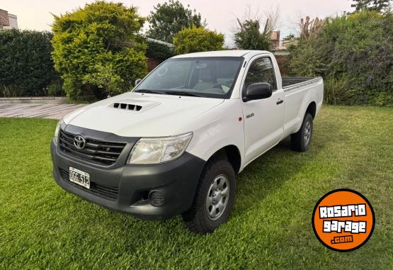 Camionetas - Toyota Hulix 2.5 tdi - 4x4 2014 Diesel 220000Km - En Venta