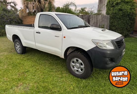 Camionetas - Toyota Hulix 2.5 tdi - 4x4 2014 Diesel 220000Km - En Venta