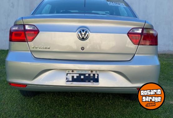 Autos - Volkswagen VOYAGE 2015 Nafta 122000Km - En Venta