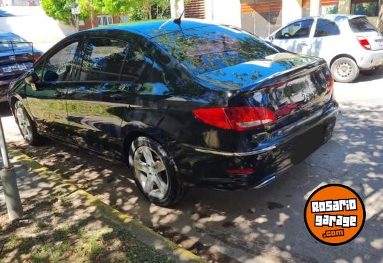 Autos - Peugeot 408 Allure 2.0L 2013 Nafta 200000Km - En Venta