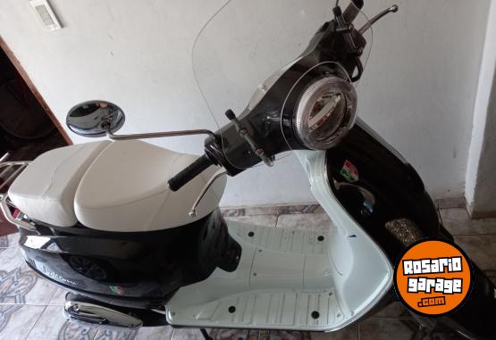 Motos - Motomel Strato euro 2023 Nafta 14500Km - En Venta