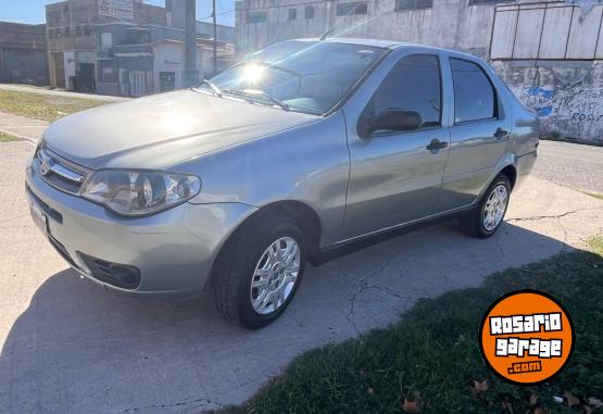 Autos - Fiat Siena 2010 GNC 180000Km - En Venta