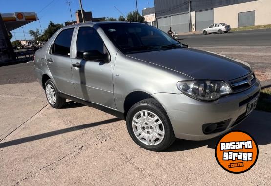 Autos - Fiat Siena 2010 GNC 180000Km - En Venta