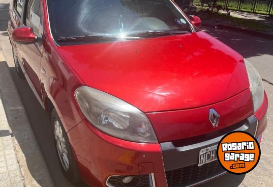 Autos - Renault Sandero privilege 2013 Nafta 110000Km - En Venta