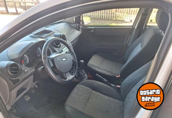 Autos - Ford Fiesta Ambiente Plus 2012 Nafta 137000Km - En Venta