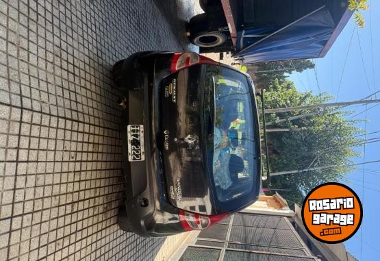 Autos - Renault Sandero 2009 Nafta 299000Km - En Venta