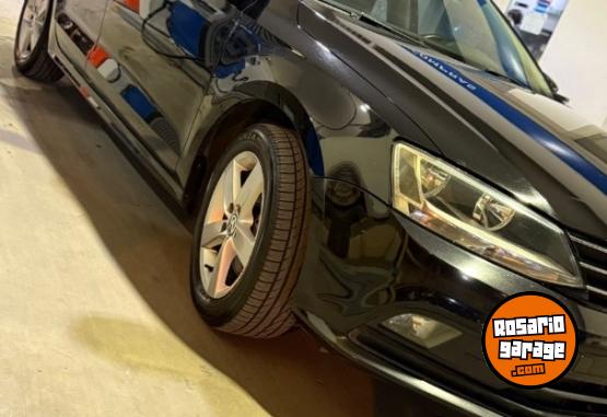 Autos - Volkswagen Vento 2.5 at 2016 Nafta 130000Km - En Venta