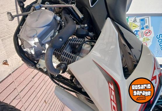 Motos - Honda XR150 2016 Nafta 16000Km - En Venta