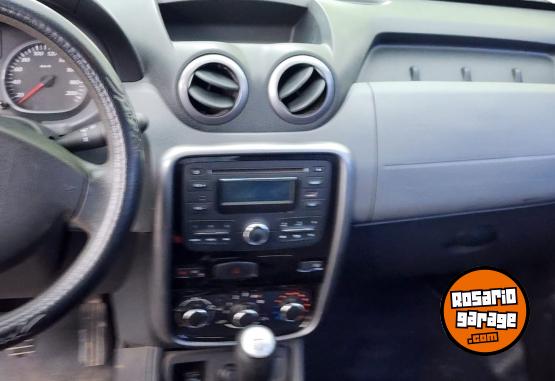 Autos - Renault Duster confort 1.6 4x2 2012 GNC 228000Km - En Venta