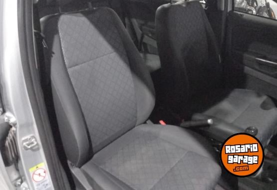 Autos - Volkswagen FOX 2014 Nafta 21500Km - En Venta