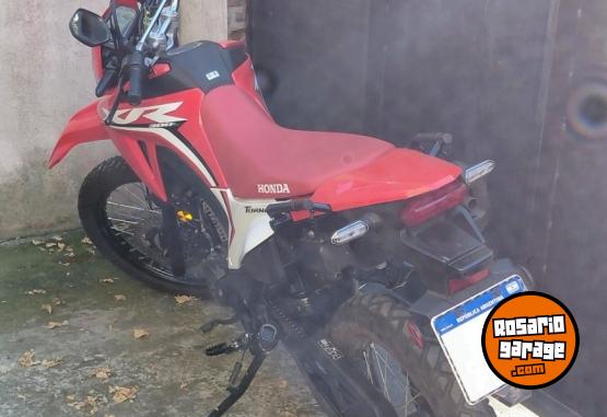 Motos - Honda XR 300 TORNADO 2025 Nafta 1700Km - En Venta