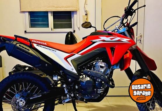 Motos - Honda XR 300 TORNADO 2025 Nafta 1700Km - En Venta