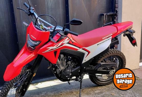 Motos - Honda XR 300 TORNADO 2025 Nafta 1700Km - En Venta
