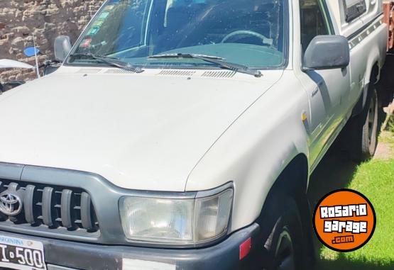 Camionetas - Toyota Hilux 2004 Diesel 560000Km - En Venta