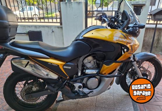 Motos - Honda 700 2008 Nafta 57800Km - En Venta