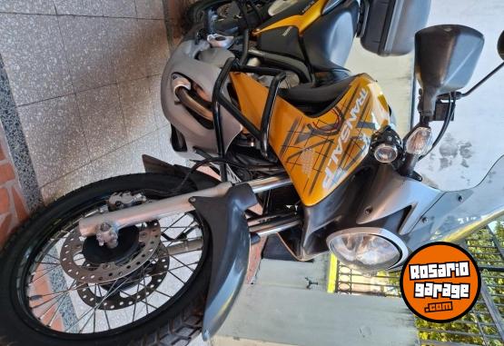 Motos - Honda 700 2008 Nafta 57800Km - En Venta