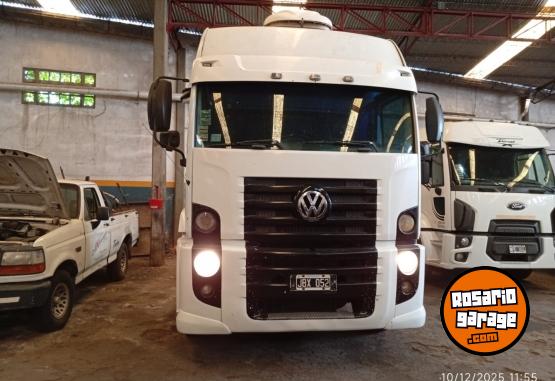 Camiones y Grúas - VOLKSWAGEN 19.320E - TRACTOR - CABINA DORMITORIO - 2010 - En Venta