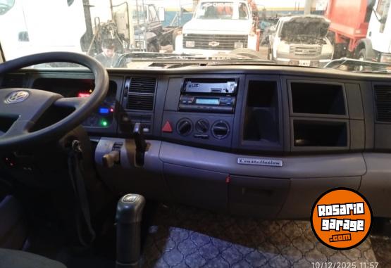 Camiones y Grúas - VOLKSWAGEN 19.320E - TRACTOR - CABINA DORMITORIO - 2010 - En Venta