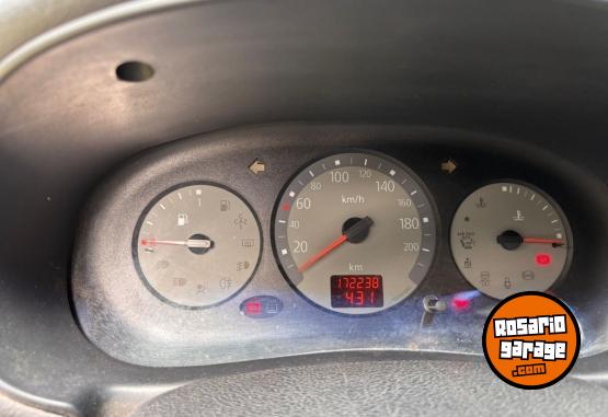 Autos - Renault CLIO 2 1.2 YAHOO AUTH 2005 Nafta 172000Km - En Venta
