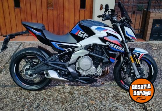 Motos - CF 650 NK 2023 Nafta 11000Km - En Venta