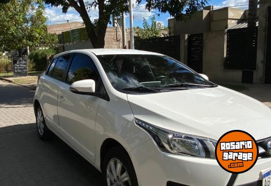 Autos - Toyota Yaris S 2017 Nafta 103000Km - En Venta