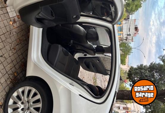 Autos - Peugeot 408 2017 Nafta 113000Km - En Venta