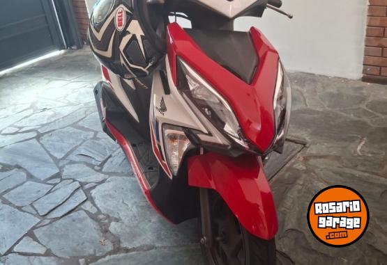 Motos - Honda elite 2022 Nafta 15000Km - En Venta