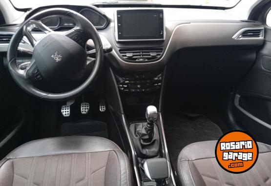 Autos - Peugeot 2008 Sport 2019 Nafta 98000Km - En Venta