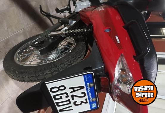 Motos - Mondial Max 2025 Nafta 26Km - En Venta