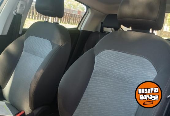 Autos - Peugeot 208 2014 Nafta 126500Km - En Venta