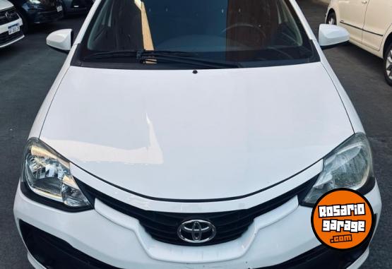 Autos - Toyota ETIOS 2018 Nafta 118000Km - En Venta