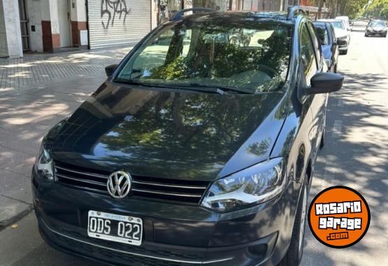 Autos - Volkswagen Suran 2014 Nafta 200000Km - En Venta