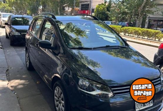Autos - Volkswagen Suran 2014 Nafta 200000Km - En Venta