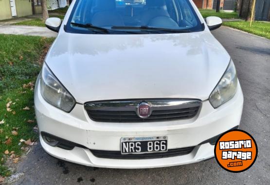 Autos - Fiat Grand siena 2014 GNC 220000Km - En Venta