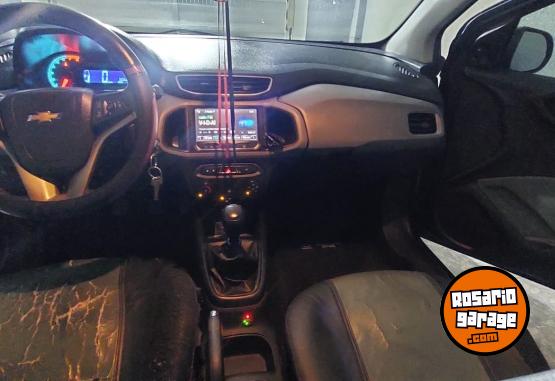 Autos - Chevrolet Onix LT 2016 GNC 200000Km - En Venta