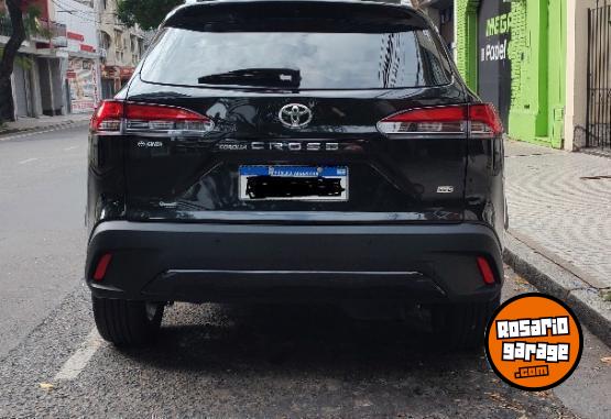 Camionetas - Toyota Corolla Cross Seg 2.0 CVT 2022 Nafta 8760Km - En Venta