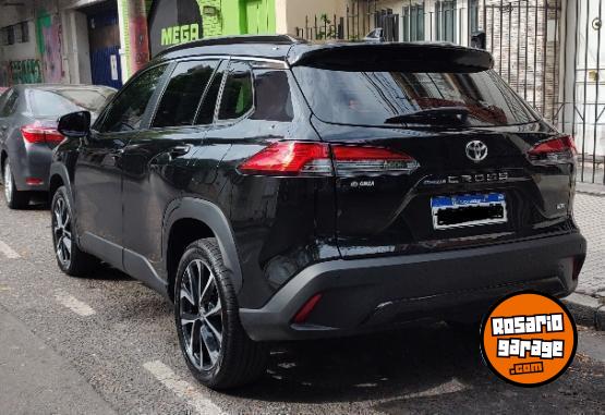 Camionetas - Toyota Corolla Cross Seg 2.0 CVT 2022 Nafta 8760Km - En Venta