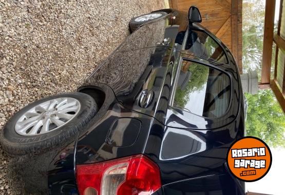 Autos - Toyota Etios xls 2014 Nafta 142000Km - En Venta