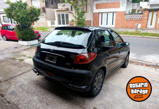 Autos - Peugeot 206 2008 Nafta 176000Km - En Venta