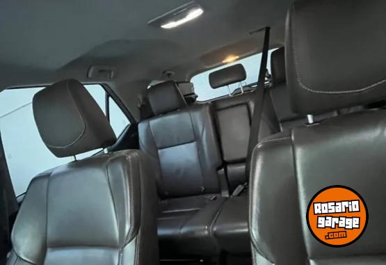 Camionetas - Toyota SW4 2.8 Srx 177cv 4x4 7as 2017 Diesel 180000Km - En Venta