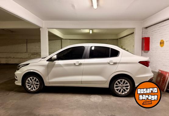 Autos - Fiat Cronos Drive 1.3 full 2021 Nafta 84000Km - En Venta