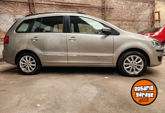 Autos - Volkswagen Suran Highlin I-MOTION AT 2014 GNC 140000Km - En Venta