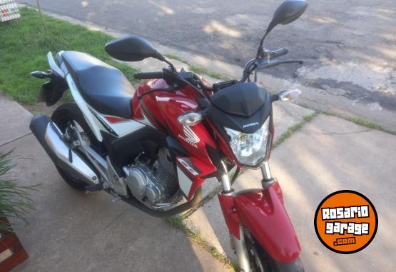 Motos - Honda Twister CB 250 2018 Nafta 13000Km - En Venta