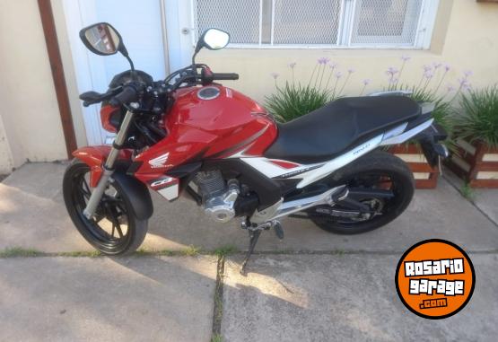 Motos - Honda Twister CB 250 2018 Nafta 13000Km - En Venta