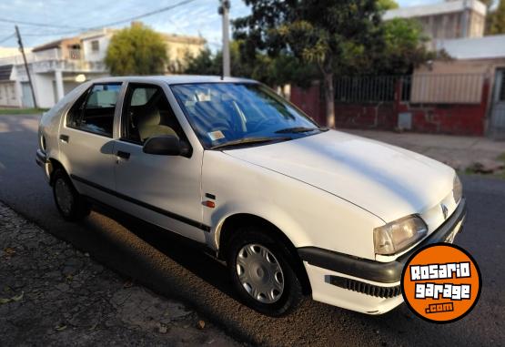 Autos - Renault 19 1994 GNC 99999Km - En Venta