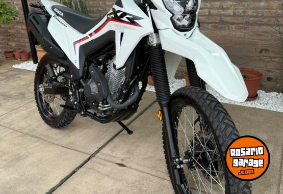 Motos - Honda Tornado 300 2025 Nafta 1600Km - En Venta