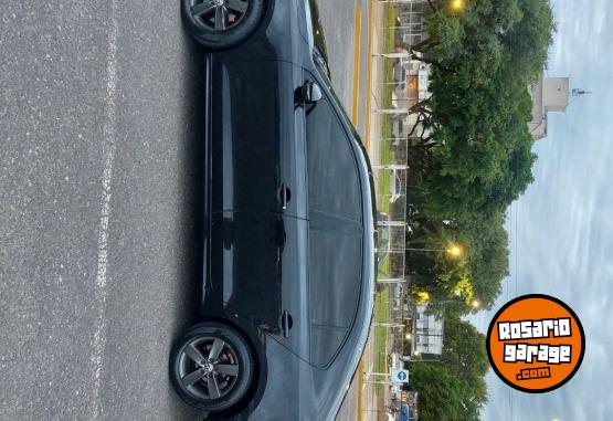 Autos - Volkswagen VENTO LUXURY 2.5 2012 Nafta 160000Km - En Venta