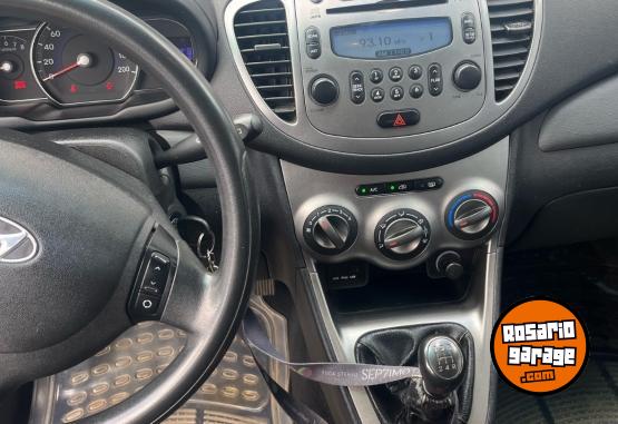 Autos - Hyundai l 10 GLS 1.2 2011 Nafta 106000Km - En Venta