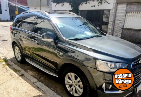 Autos - Chevrolet Captiva 2017 Diesel 180000Km - En Venta