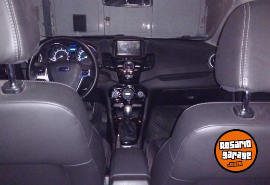 Autos - Ford fiesta titanium mexicano 2015 Nafta 78000Km - En Venta